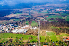 Zone industrielle d'Am Horst à le quartier Minderslachen in Kandel dans le département Rhénanie-Palatinat, Allemagne d'en haut