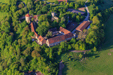 Vue oblique de Château de Neuhaus à Igersheim dans le département Bade-Wurtemberg, Allemagne