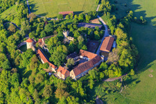 Château de Neuhaus à Igersheim dans le département Bade-Wurtemberg, Allemagne d'en haut