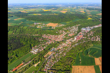 Photographie aérienne de Vue d'ensemble du charmant Taubertal le matin depuis le sud-est à Creglingen dans le département Bade-Wurtemberg, Allemagne
