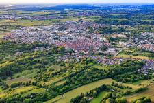 Vue aérienne de Vue de la ville depuis le sud-est à Ettenheim dans le département Bade-Wurtemberg, Allemagne