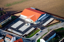 Vue oblique de Sur le Höhenweg, nouveau bâtiment du marché Netto à Kandel dans le département Rhénanie-Palatinat, Allemagne
