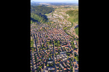 Vue aérienne de Vue d'ensemble de la ville depuis le nord-est à Waldkirch dans le département Bade-Wurtemberg, Allemagne
