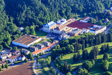 Vue aérienne de Gütermann GmbH à Gutach im Breisgau dans le département Bade-Wurtemberg, Allemagne