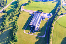 Vue aérienne de Atelier de tournage Anton Tränkle GmbH & Co. KG à le quartier Stauden in Elzach dans le département Bade-Wurtemberg, Allemagne