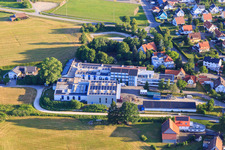 Vue aérienne de Bark Magnesium GmbH et l'avocate Diana-Maria Hopt à le quartier Schörzingen in Schömberg dans le département Bade-Wurtemberg, Allemagne