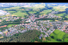 Vue aérienne de Vue du nord à le quartier Endingen in Balingen dans le département Bade-Wurtemberg, Allemagne
