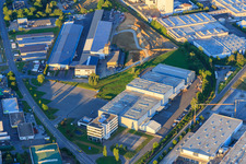 Vue aérienne de Maschinenfabrik Lauffer GmbH & Co. KG à le quartier Obertalheim in Horb am Neckar dans le département Bade-Wurtemberg, Allemagne