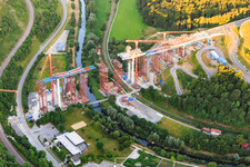 Vue aérienne de Chantier de construction du pont supérieur du Neckartal Horb am Neckar pour traverser le Neckar pour la B32 / B28 à Horb am Neckar dans le département Bade-Wurtemberg, Allemagne