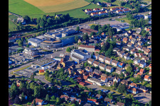 Vue aérienne de OTC ST. GEORGEN au PE Commercial Center Building 8 à la gare avec M&M Software GmbH, HMT – Häseler Metall Technik GmbH à le quartier Saint Georgen im Schwarzwald in St. Georgen im Schwarzwald dans le département Bade-Wurtemberg, Allemagne
