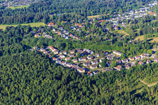 Vue aérienne de Vue du nord-est dans le Germanswald à le quartier Villingen in Villingen-Schwenningen dans le département Bade-Wurtemberg, Allemagne