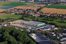 Vue oblique de Chantier de construction du nouveau parc logistique de HANSAINVEST et DFI-Real-Estate Kandel après la démolition du marché OBI à le quartier Minderslachen in Kandel dans le département Rhénanie-Palatinat, Allemagne