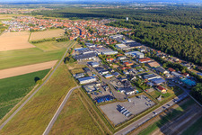 Vue oblique de Vue de la ville depuis le nord-ouest à Hatzenbühl dans le département Rhénanie-Palatinat, Allemagne