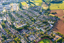 Vue aérienne de Bureau central d'immigration pour l'entrée et l'immigration qualifiée et centre de formation professionnelle Lebach à le quartier Jabach in Lebach dans le département Sarre, Allemagne