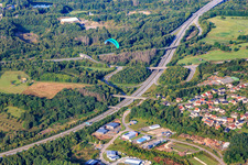Vue aérienne de Jonction d'autoroute d'Othenhausen sur l'A62 vers la B2 à le quartier Otzenhausen in Nonnweiler dans le département Sarre, Allemagne