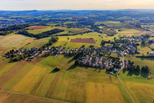 Vue aérienne de De l'ouest à le quartier Falscheid in Lebach dans le département Sarre, Allemagne