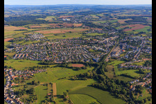 Vue aérienne de Du sud-ouest à Heusweiler dans le département Sarre, Allemagne