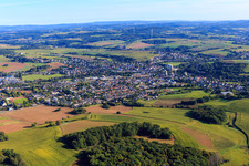 Vue aérienne de Du sud-ouest à Lebach dans le département Sarre, Allemagne