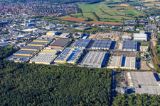 Vue aérienne de Sites de l'usine Heidelberger Druckmaschinen AG à le quartier Frauenweiler in Wiesloch dans le département Bade-Wurtemberg, Allemagne