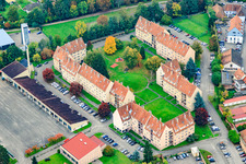 Vue aérienne de Caserne Hoche de la Gendarmerie Nationale à Wissembourg dans le département Bas Rhin, France