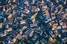 Vue aérienne de Heilbrunnenstr à le quartier Büchelberg in Wörth am Rhein dans le département Rhénanie-Palatinat, Allemagne