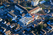 Image drone de Chantier de construction pour l'agrandissement de l'Asklepios Südpfalzklinik Kandel à Kandel dans le département Rhénanie-Palatinat, Allemagne