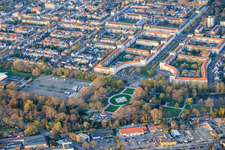 Herbert-Müller-Platz à l'entrée d'Ebertpark à le quartier Friesenheim in Ludwigshafen am Rhein dans le département Rhénanie-Palatinat, Allemagne