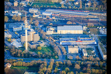 Tour de télécommunications de Ludwigshafen, campus de l'Université des sciences appliquées de Ludwigshafen, MOSTER Elektrogroßhandel GmbH et centre de courrier Deutsche Post 67 à le quartier Mundenheim in Ludwigshafen am Rhein dans le département Rhénanie-Palatinat, Allemagne