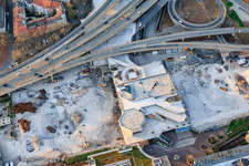 Site de la future Helmut-Kohl-Allee sur le terrain de l'ancien Rathaus Center, qui a été démoli jusqu'à ses fondations, situé sur la Hochstraße Nord (B44) qui sera encore démolie. à le quartier Mitte in Ludwigshafen am Rhein dans le département Rhénanie-Palatinat, Allemagne