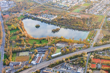 Voir Große Blies avec école sur la Blies à le quartier Mundenheim in Ludwigshafen am Rhein dans le département Rhénanie-Palatinat, Allemagne