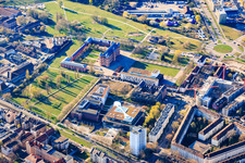 Palais Gottesaue, école de musique Forum Wolfgang Rihm et BGV Badische Versicherungen à le quartier Oststadt in Karlsruhe dans le département Bade-Wurtemberg, Allemagne