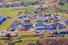 Parc industriel Hoheneichstraße avec EVE Ernst Vetter GmbH et Eurofins Inpac Medizintechnik à le quartier Dietlingen in Keltern dans le département Bade-Wurtemberg, Allemagne