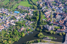 Embouchure de la Blies dans la Sarre, île de l'écluse 28 Saargemünd et Yacht Club Hanweiler e. V. à le quartier Rilchingen-Hanweiler in Kleinblittersdorf dans le département Sarre, Allemagne