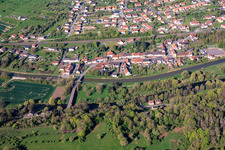 Écluse du canal de la Sarre Écluse n°23 de Zetting à Zetting dans le département Moselle, France