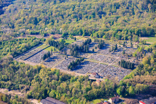Cimetière municipal / Cimetière de Sarreguemines et Maison Funéraire à le quartier Blauberg in Saargemünd dans le département Moselle, France