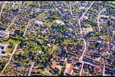 Vieille ville avec marché et pavillon de chasse Bad Rodach à Bad Rodach dans le département Bavière, Allemagne