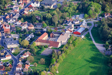 École communautaire d'État Joseph Meyer Neuhaus-Schierschnitz à le quartier Neuhaus in Föritztal dans le département Thuringe, Allemagne
