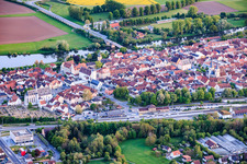 Quartier d'Ob. Vorstadt avec la chapelle des chevaliers à Haßfurt dans le département Bavière, Allemagne