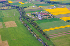 Antennes paraboliques pour la communication par satellite de la station terrestre Fuchsstadt à Fuchsstadt dans le département Bavière, Allemagne