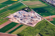 Chantier de construction de la station de conversion HVDC Südlink DC4B - Bergrheinfeld à Bergrheinfeld dans le département Bavière, Allemagne