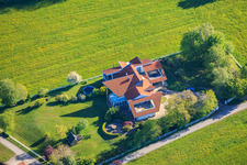 Villa moderne dans le quartier de Hutneck à le quartier Sulgen in Schramberg dans le département Bade-Wurtemberg, Allemagne