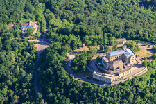 Château de Hambach vu du sud à le quartier Diedesfeld in Neustadt an der Weinstraße dans le département Rhénanie-Palatinat, Allemagne