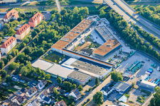 Marché couvert Mannheim et centre de recyclage Im Morchhof à le quartier Neckarau in Mannheim dans le département Bade-Wurtemberg, Allemagne