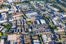 Parc industriel de Floßwörthstraße au sud-est, avec la filiale de transmed Transport GmbH, METRO Alte Schildkrötfabrik et PHOENIX Pharma SE à le quartier Neckarau in Mannheim dans le département Bade-Wurtemberg, Allemagne