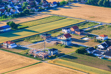 Chantiers de construction dans la nouvelle zone de développement Im Niederfeld à le quartier Ingenheim in Billigheim-Ingenheim dans le département Rhénanie-Palatinat, Allemagne