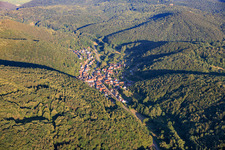 Du nord-ouest à Waldrohrbach dans le département Rhénanie-Palatinat, Allemagne