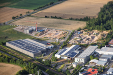 Parc industriel Große Ahlmühle avec le chantier du nouveau campus X2E pour les bâtiments administratifs et de production à Rohrbach dans le département Rhénanie-Palatinat, Allemagne