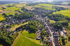Du sud-est à Neewiller-près-Lauterbourg dans le département Bas Rhin, France