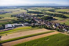 Du nord-ouest à Oberrœdern dans le département Bas Rhin, France