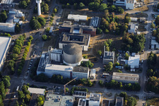 Campus Nord de l'Institut de technologie de Karlsruhe (KT) avec le Centre d'essais d'hydrogène de Karlsruhe (HYKA) et l'Institut de nanotechnologie à le quartier Leopoldshafen in Eggenstein-Leopoldshafen dans le département Bade-Wurtemberg, Allemagne